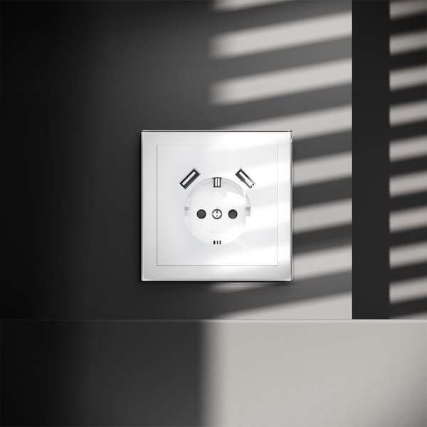Розетка 1-м СП S70 16А с USB A+A с заземл. защ. шторки механизм бел. глянцевый Voltum VLS040401