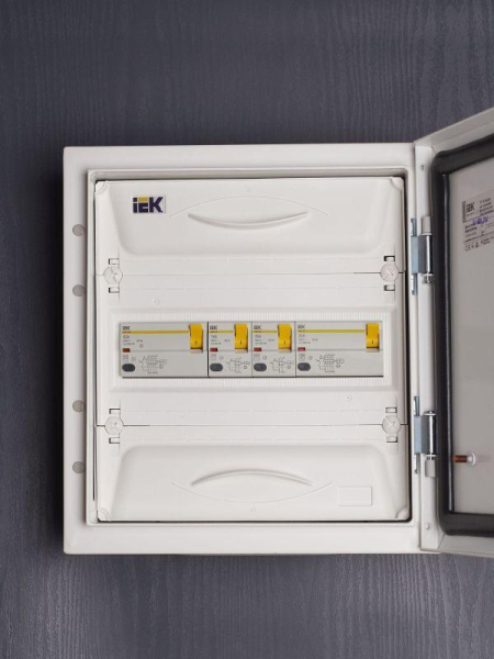 Выключатель дифференциального тока (УЗО) 2п 25А 100мА тип AC ВД1-63 KARAT IEK MDV10-2-025-100