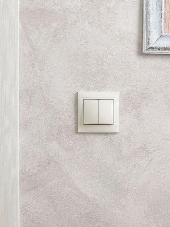 Выключатель 2-кл. СП Кварта 10А IP20 ВС10-2-0-ККм крем. GENERICA EVK20-K33-10-DM