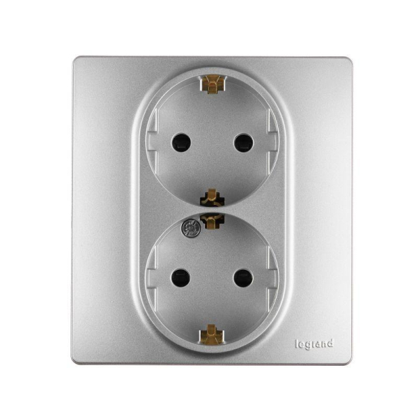 Розетка 2-м СП Etika 16А IP31 250В 2х2P+E с заземл. защ. шторки немецк. стандарт безвинт. клеммы алюм. IEK 672433