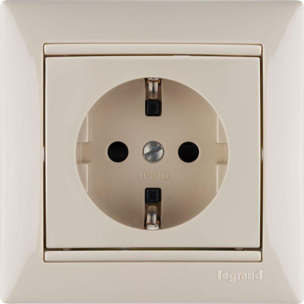 Розетка 1-м СП Valena 16А IP21 230/250В 2P+E с заземл. защ. шторки на винтах механизм сл. кость IEK 774321