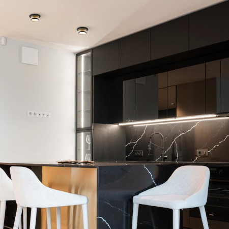 Светильник 233 10Вт GU10х1 IP20 спот Voltega VGL7233DLB-01B