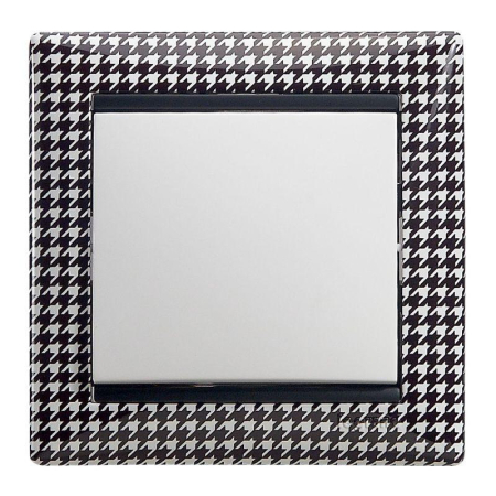 Переключатель проходной 1-кл. СП Valena 10А IP31 250В механизм бел. IEK 774406