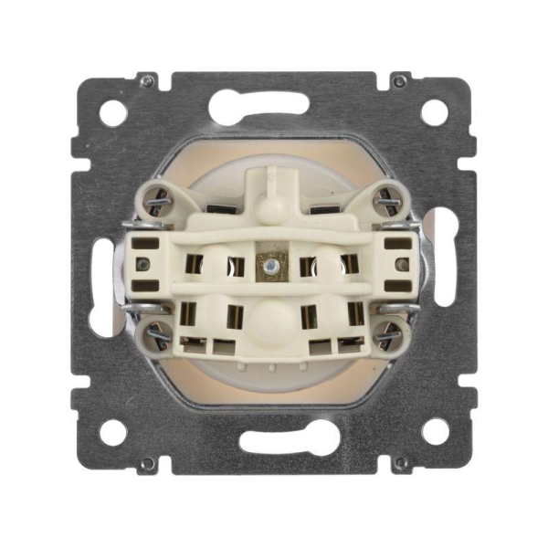 Розетка 1-м СП Valena 16А IP21 без заземл. на винтах механизм бел. IEK 774416