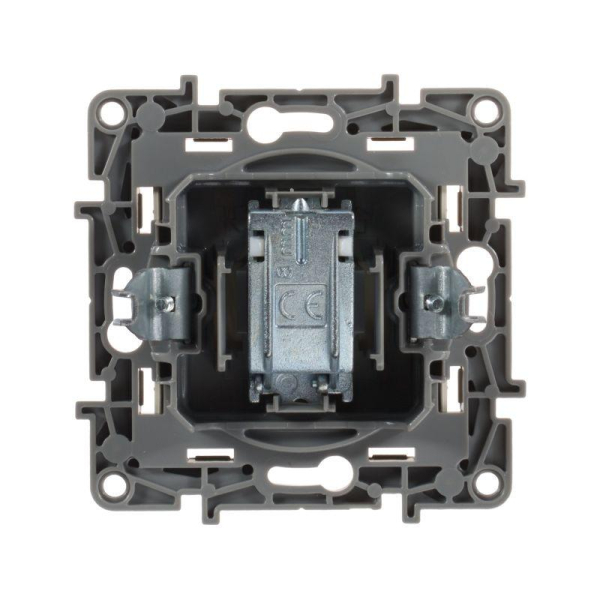 Розетка телевизионная TV СП Etika 2дБ 0-2400МГц с топологией "звезда" механизм сл. кость IEK 672351