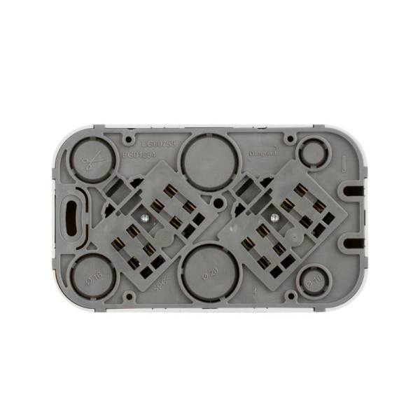 Розетка 2-м ОП Quteo 16А IP20 250В 2х2P без заземл. без защ. шторок бел. IEK 782231