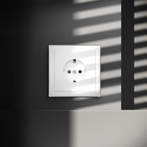 Розетка 1-м СП S70 16А с заземл. защ. шторки механизм бел. глянцевый Voltum VLS040201