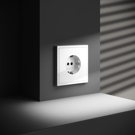 Розетка 1-м СП S70 16А с заземл. механизм бел. глянцевый Voltum VLS040101