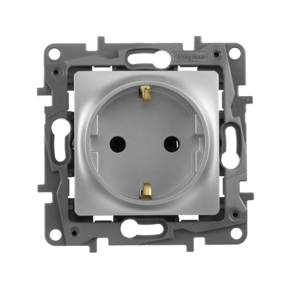 Розетка 1-м СП Etika 16А IP20 250В 2P+E с заземл. немецк. стандарт винтов. клеммы механизм алюм. IEK 672421