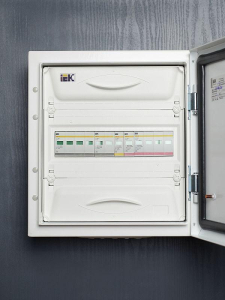 Ограничитель перенапряжения ОПС1-C 2P KARAT IEK MOP20-2-C