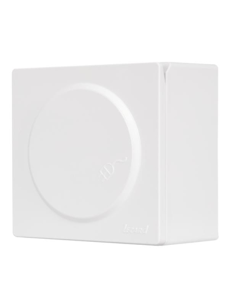 Розетка 1-м ОП LETO с заземл. с крышкой LETO ПБТ бел. LEZARD 752-0200-123B