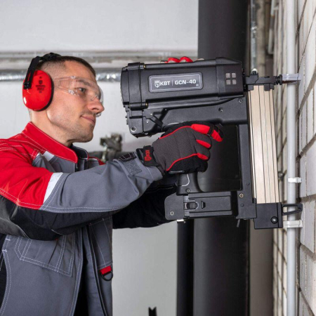 Пистолет газовый монтажный GCN-40 ПРОФИ КВТ 102360