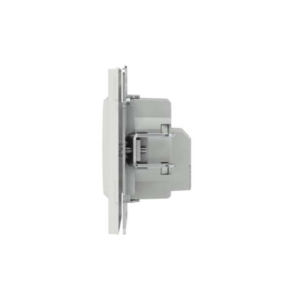 Розетка силовая KANT 2P+E защ. шторки бел. песок DKC 7010003