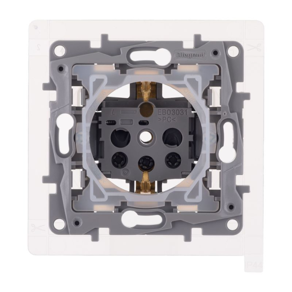 Розетка 1-м СП Etika 16А IP44 250В с заземл. со шторками с защ. крышкой безвинтов. зажимы алюм. IEK 672426