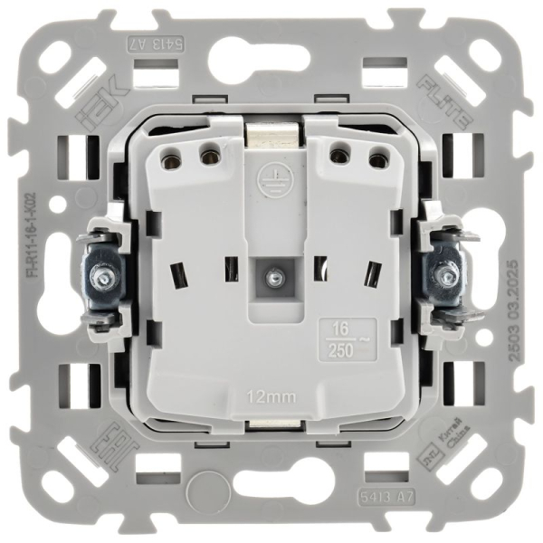 Розетка СП FLITE РС11-1-ФлЧ 16А с заземл. без защ. шторок безвинтовое крепление механизм черн. IEK FI-R11-16-1-K02