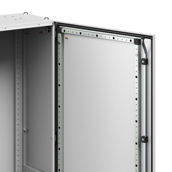 Корпус напольный RAM fit 1600х600х300мм без боков. вырезов DKC R6NFW166030